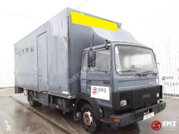 Lastbil uppfödning av nötkreatur Iveco Magirus 80 16 horse truck