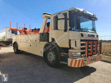Camión de asistencia en ctra Scania P 94