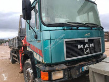 Camion benne TP MAN 18.232