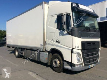 Camión Volvo FH13 460 furgón usado