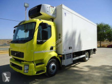 Camion frigo Volvo