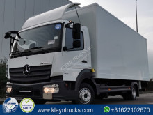 Mercedes furgon teherautó Atego 818