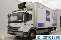 Caminhões frigorífico mono temperatura Mercedes Atego 918
