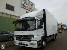 Mercedes furgon teherautó Atego 1222