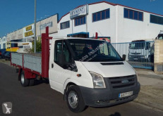 Camión Ford Transit 135T350 caja abierta usado