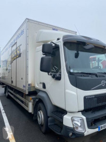 Camion Volvo FL 210 furgon izolat second-hand
