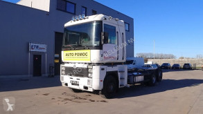 Camion châssis Renault Magnum 380