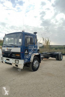 Camión Volvo FL6 617 chasis usado