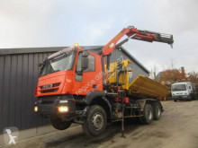 Camião basculante para obras Iveco Trakker 310