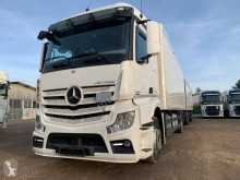 Teherautó Mercedes Actros 1842 használt furgon