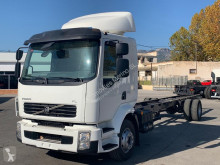 Camión Volvo FL7.260 chasis usado