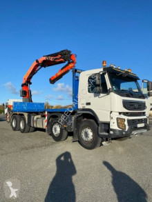 Camião estrado / caixa aberta Volvo