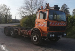 Camión Renault Gamme G 290 chasis usado