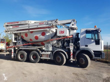 Iveco betonkeverő + pumpa beton teherautó Eurotrakker 440