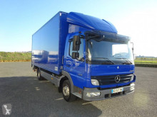 Camion fourgon Mercedes Atego 818