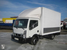 Camión Nissan Cabstar NT400 furgón usado