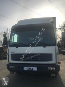 Грузовик фургон Volvo FL 220