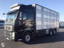 Camión remolque ganadero Volvo FH 500