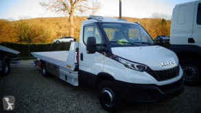 Camion dépannage Iveco Daily 70C18P
