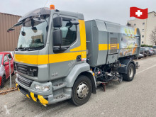 Maquinaria vial DAF lf55.250 g15 strassenkehrmaschine camión barredora usado