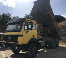Camião basculante Mercedes 2435