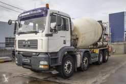 Ciężarówka betonomieszarka MAN TGA 32.390