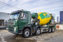 Camión hormigón cuba / Mezclador Volvo FM 440