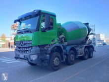 Camión Mercedes Arocs 3240 hormigón cuba / Mezclador usado