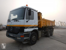 Camión volquete Mercedes Actros 3335