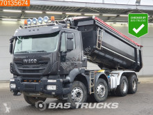 Teherautó Iveco Trakker használt billenőkocsi