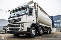 Camión Volvo FM cisterna alimentario usado