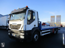 Camión Iveco Stralis AD 260 S 31 Y/FS-CM portamáquinas usado