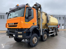 Kamión Iveco Stralis cisterna na vodu ojazdený