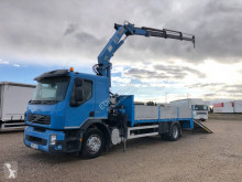 Camión portamáquinas Volvo FE 240