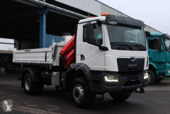 Camion tri-benne MAN TGM 18.320