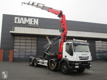 Iveco konténerszállító teherautó Trakker 450