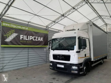 Camión MAN TGL 8.220 lona corredera (tautliner) usado