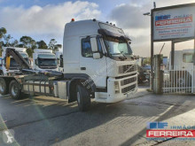 Kamión hákový nosič kontajnerov Volvo FM 460