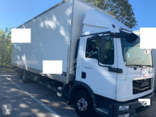 Camion fourgon déménagement MAN 11.224