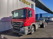 Vrachtwagen Mercedes Actros tweedehands chassis