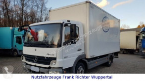 Teherautó Mercedes 713 Koffer mit Ladebordwand, Guter Zustand ! használt furgon