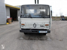 Camión de asistencia en ctra Renault S130