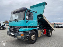 Teherautó Mercedes Actros 2031 használt hátra és egy oldalra billenő kocsi