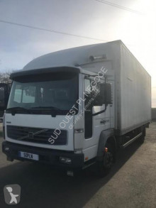 Camion Volvo FL 220 fourgon occasion