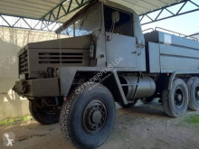 Camión Berliet cisterna de agua usado