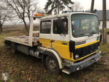 Ciężarówka pomoc drogowa-laweta Renault