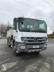 Teherautó Mercedes Actros 2636 használt hátra és egy oldalra billenő kocsi