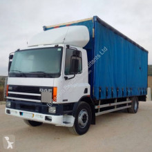 Camión tautliner (lonas correderas) DAF 65 ATI 210