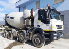 Camion calcestruzzo rotore / Mescolatore Iveco Trakker 410 T 45