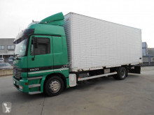 Camion furgone trasporto capi appesi Mercedes Actros 1831